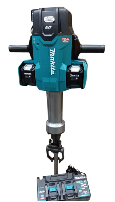 MARTILLO DEMOLEDOR 40V XGT/HEX 28MM/72.8J/32KG HM004GZ02 + MAKPAC 2 BATERIA XGT 40Vmax 8.0Ah + CARGADOR RAP. (191Y97-1) - MAKITA