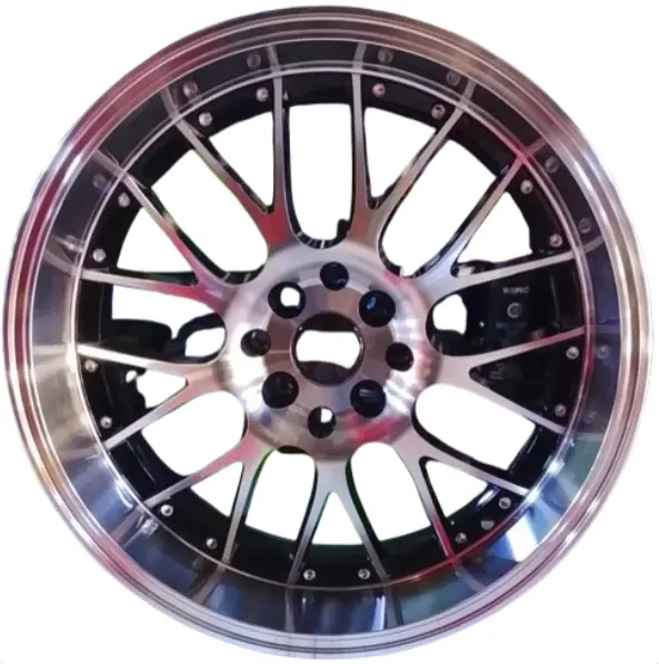JUEGO DE AROS (17"x9.0) (8x100/114.3) #URD-17555A - URD WHEELS
